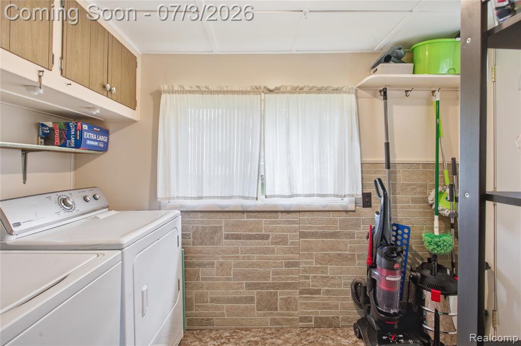 223 N Main Street, Webberville, MI 48892 — Photo 18