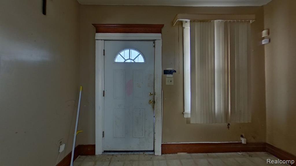 5235 MOUNT ELLIOTT Street, Detroit, MI 48211 — Photo 18
