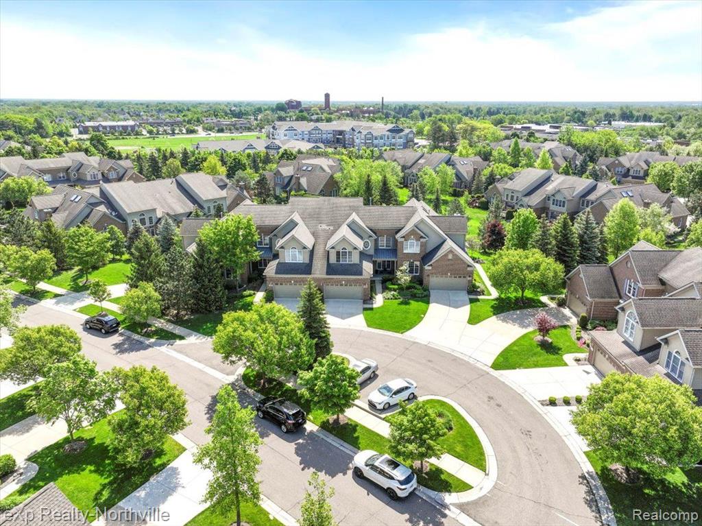 44593 BROADMOOR Circle N, Northville, MI 48168 — Photo 37