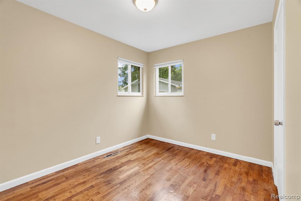 744 Hartner Drive, Holly, MI 48442 — Photo 13