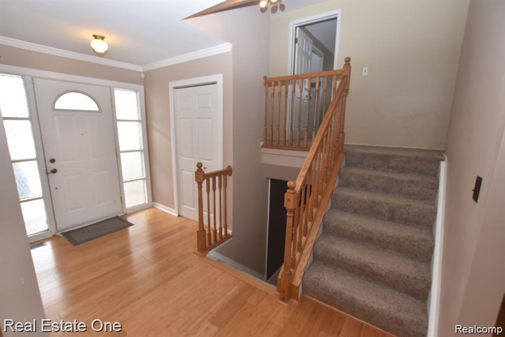43608 LOMBARDY Drive, Canton, MI 48187 — Photo 4