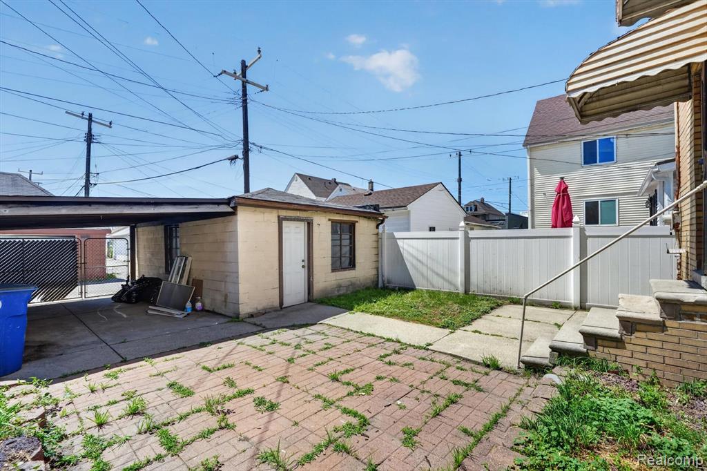 2978 Evaline Street, Hamtramck, MI 48212 — Photo 44