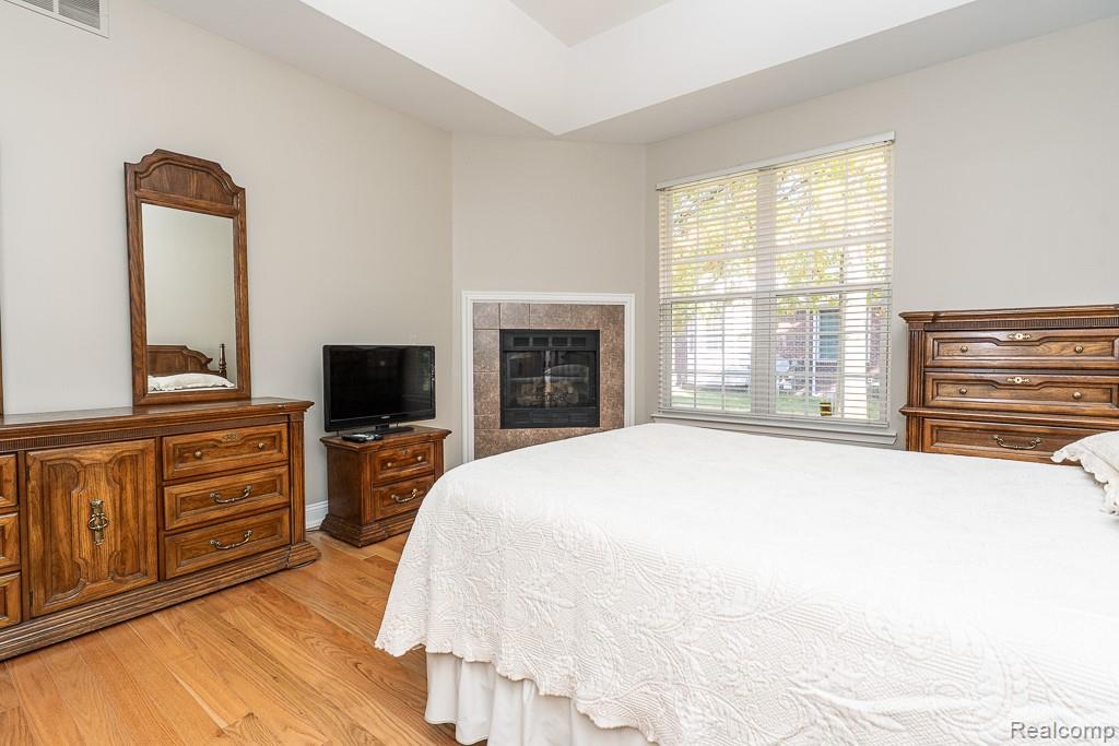 44363 Constellation Drive, 50, Sterling Heights, MI 48314 — Photo 18