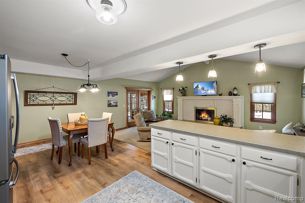 813 ABBEY Lane, Milford, MI 48381 — Photo 19