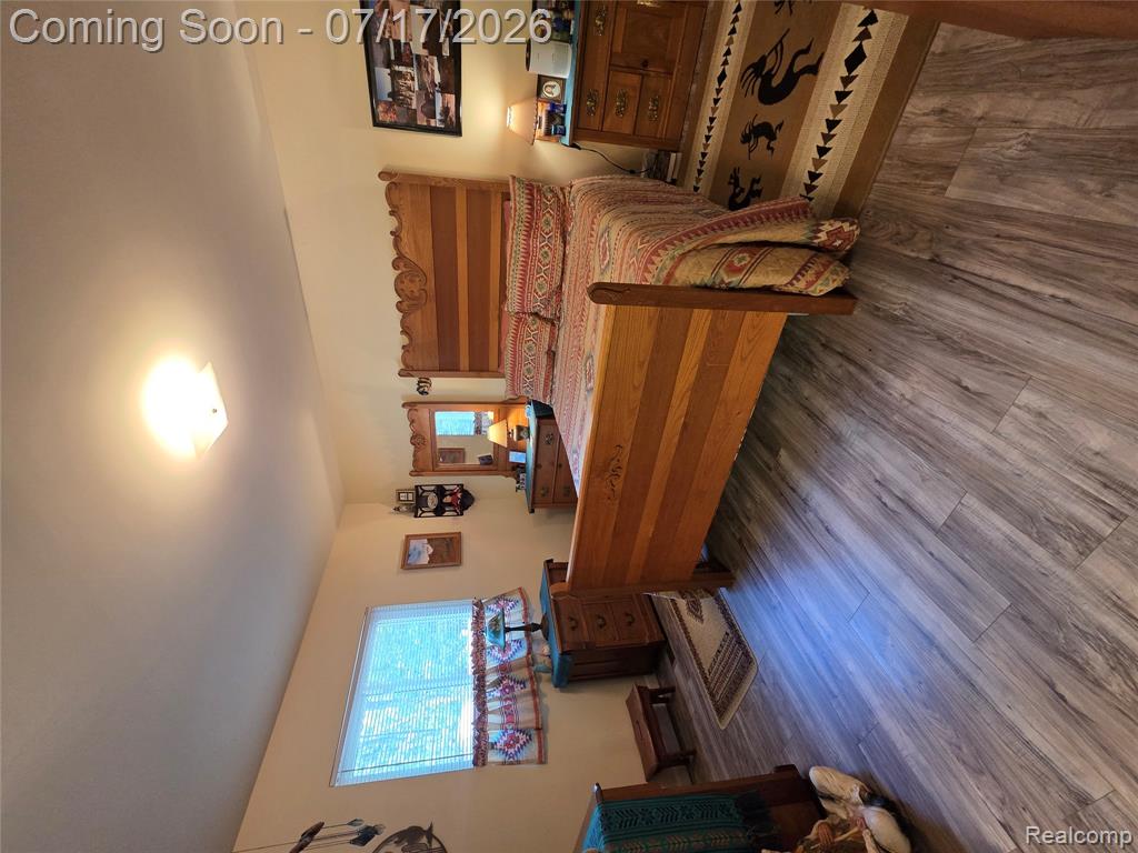 902 Saybrook Drive, Waterford, MI 48327 — Photo 9