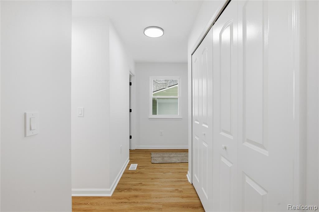 38047 Wabash Street, Romulus, MI 48174 — Photo 20