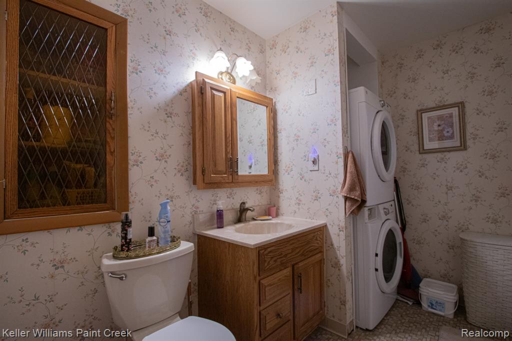 4926 E 12 Mile Road, Warren, MI 48092 — Photo 19