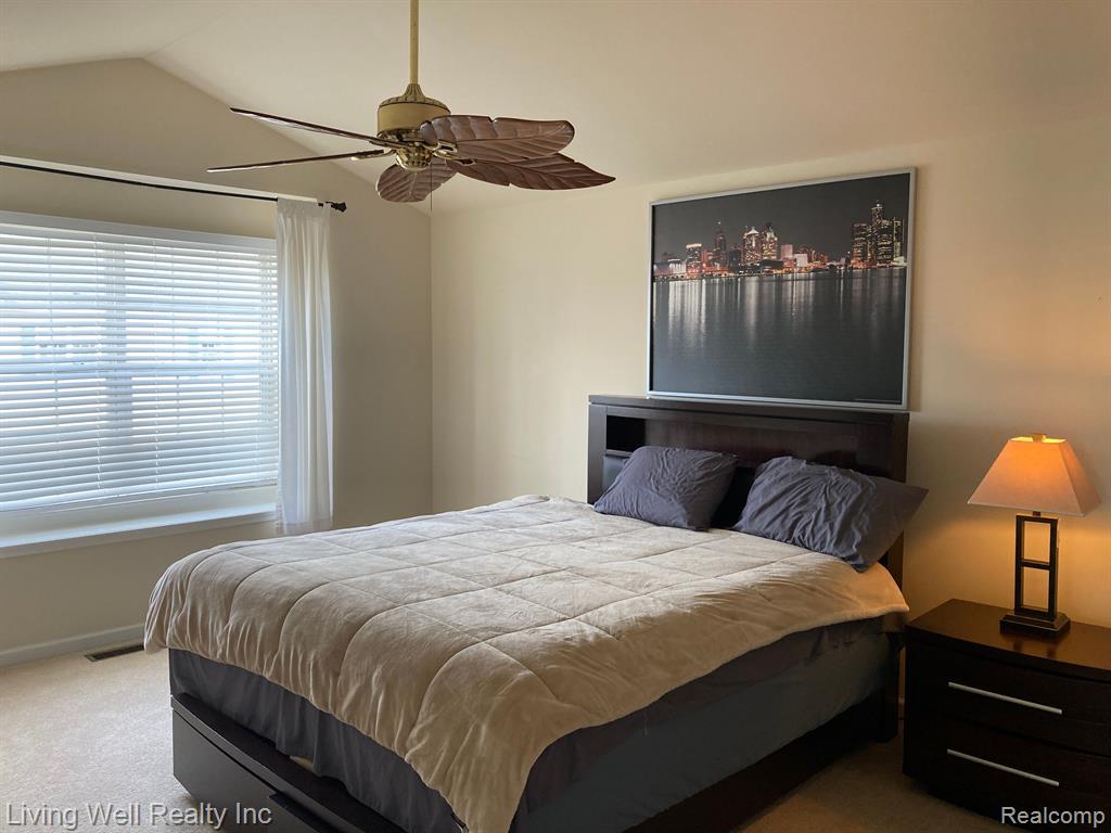 733 ABBINGTON, Howell, MI 48843 — Photo 12
