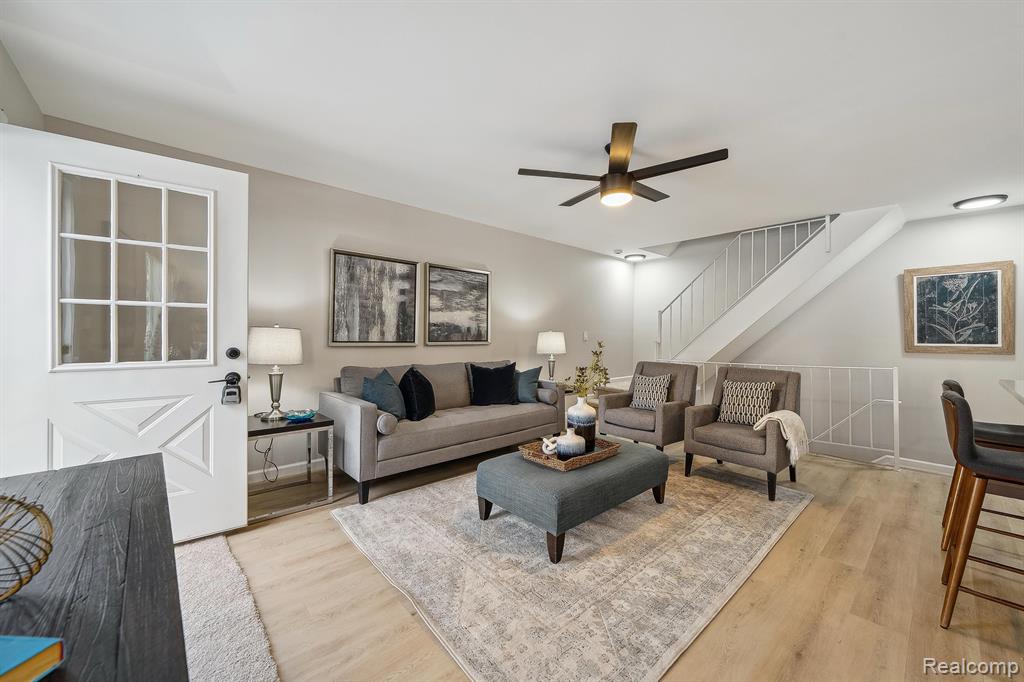23667 STONEHENGE Boulevard, Novi, MI — Photo 4