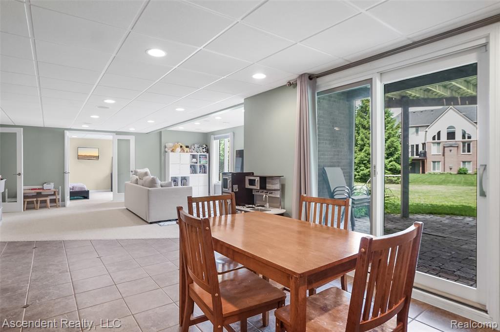 48392 Binghampton Drive, Northville, MI 48168 — Photo 39