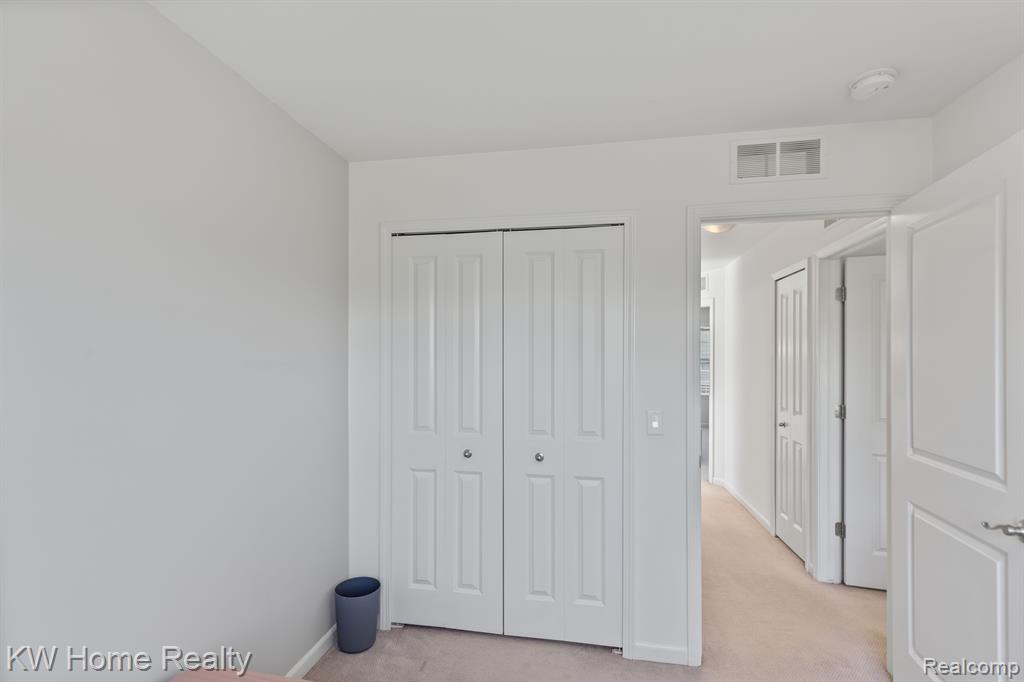 3208 JOHANNA WARE W, Wixom, MI 48393 — Photo 19