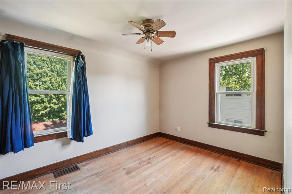 2931 Auburn Road, Auburn Hills, MI 48326 — Photo 16