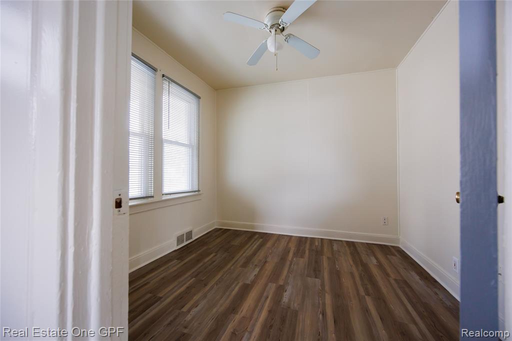 8242 Maxwell Avenue, Warren, MI 48089 — Photo 22