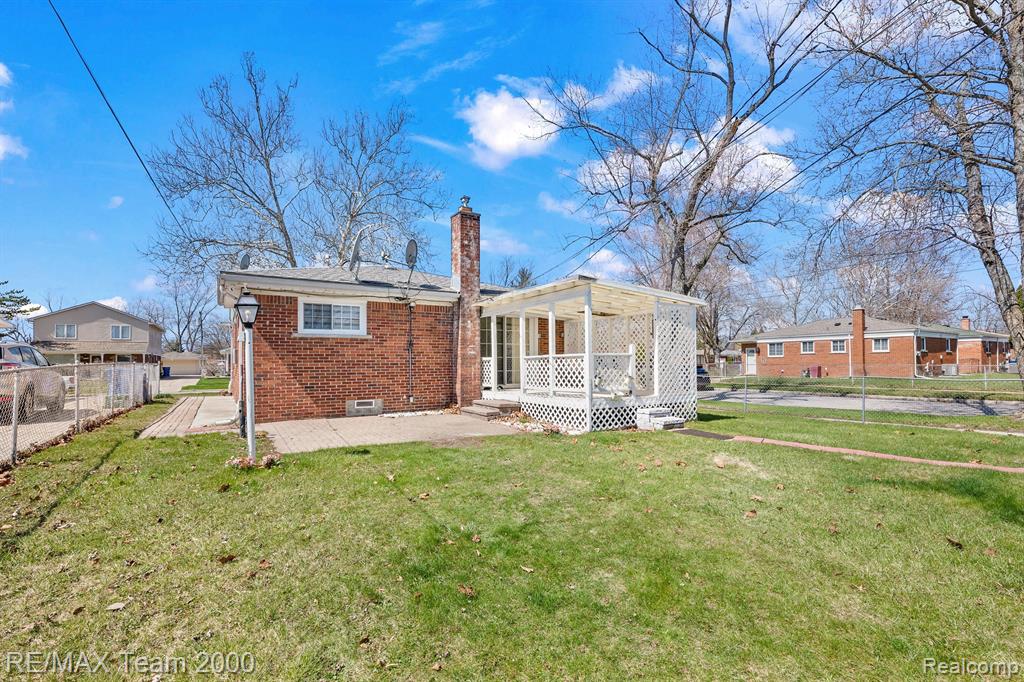 6470 Norborne Avenue, Dearborn Heights, MI 48127 — Photo 24