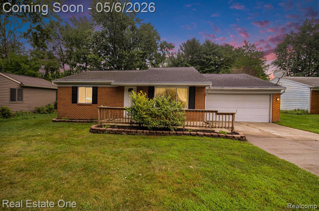 12161 Della Drive, Brighton, MI 48114 — Photo 5