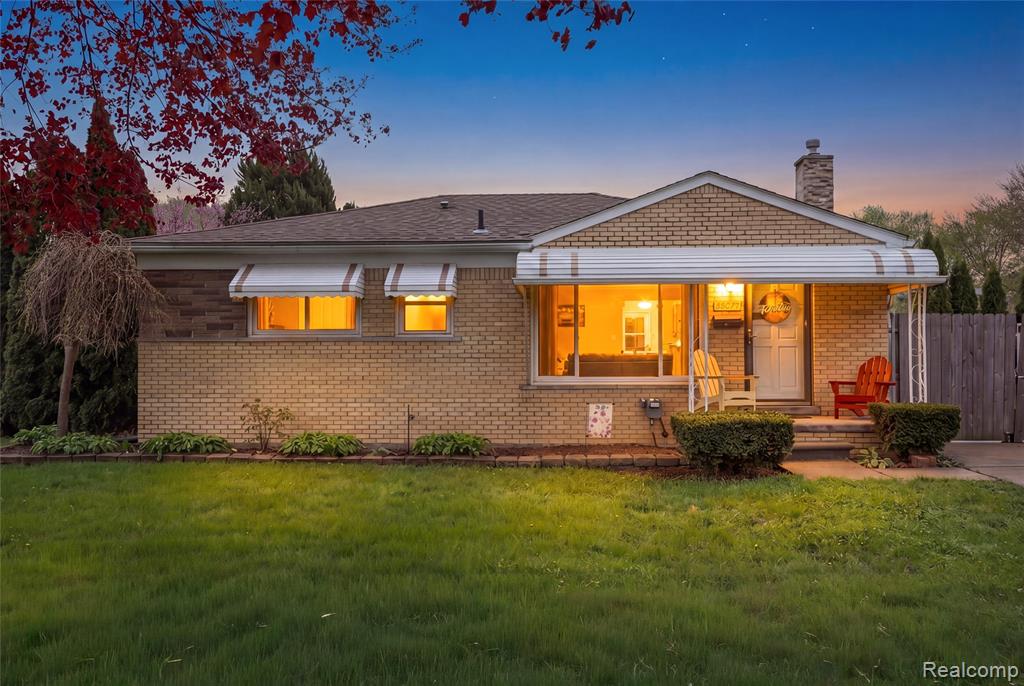 24920 Star Valley Drive, Saint Clair Shores, MI 48080 — Photo 2