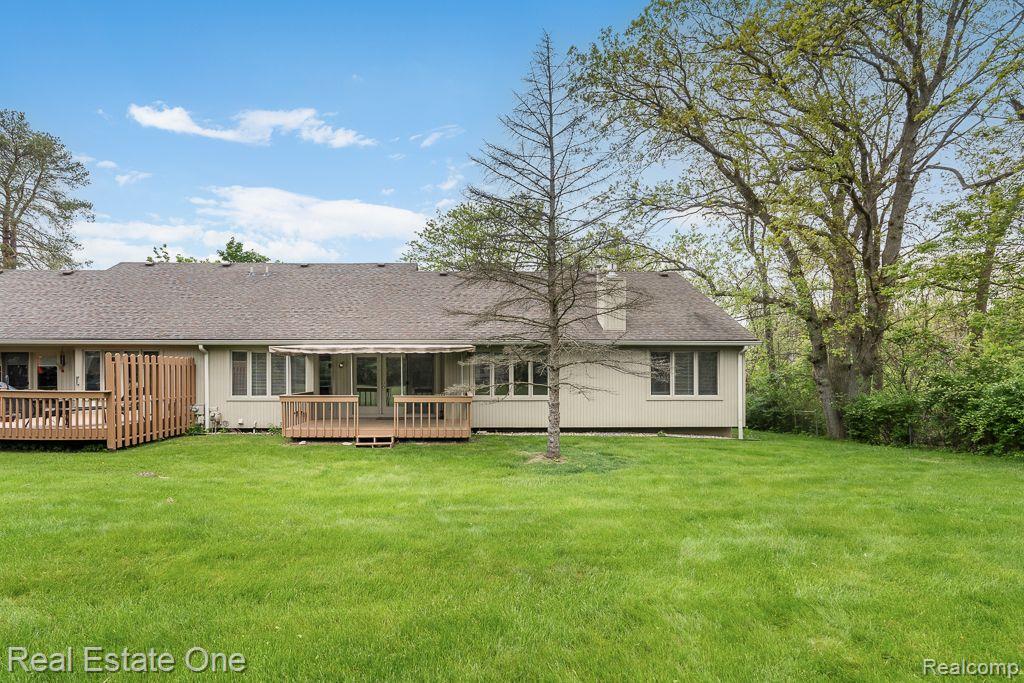 8187 Sawgrass Trail, Grand Blanc, MI 48439 — Photo 36