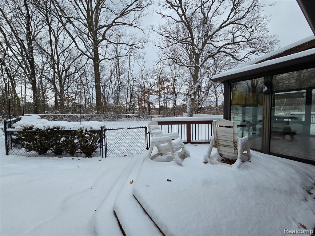 9770 Daleview Drive, South Lyon, MI 48178 — Photo 45