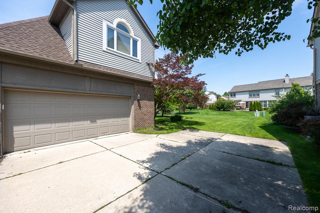 46692 INVERNESS Road, Canton, MI 48188 — Photo 19