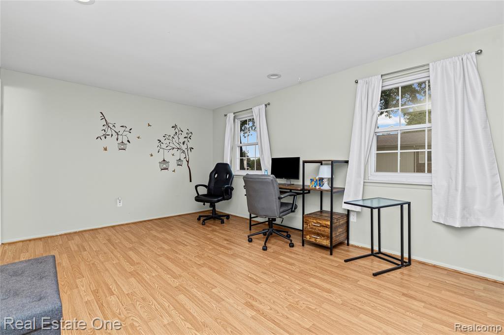 959 Kirts Boulevard, Troy, MI 48084 — Photo 38