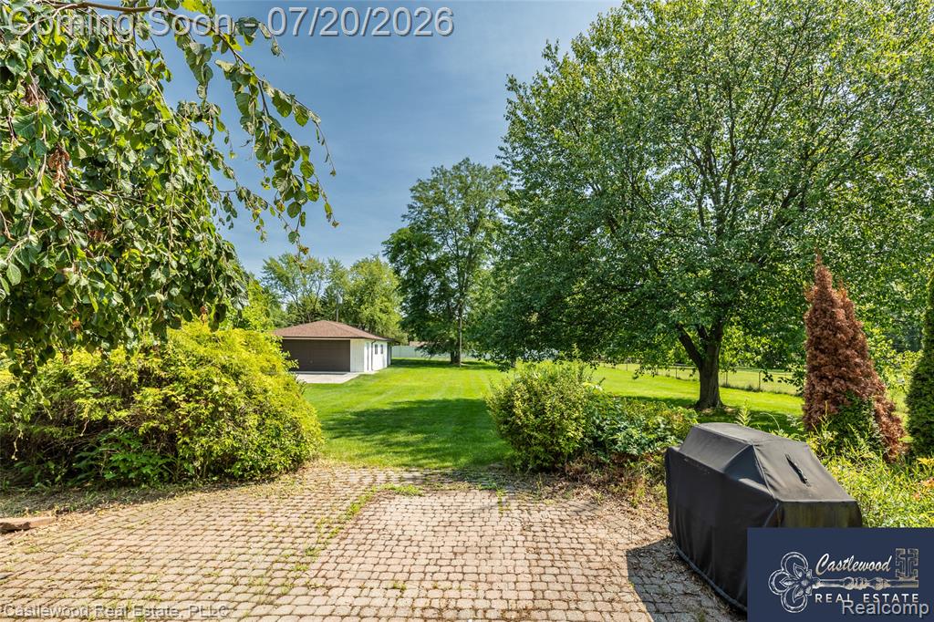 17150 S Nunneley Road, Clinton Twp, MI 48035 — Photo 7