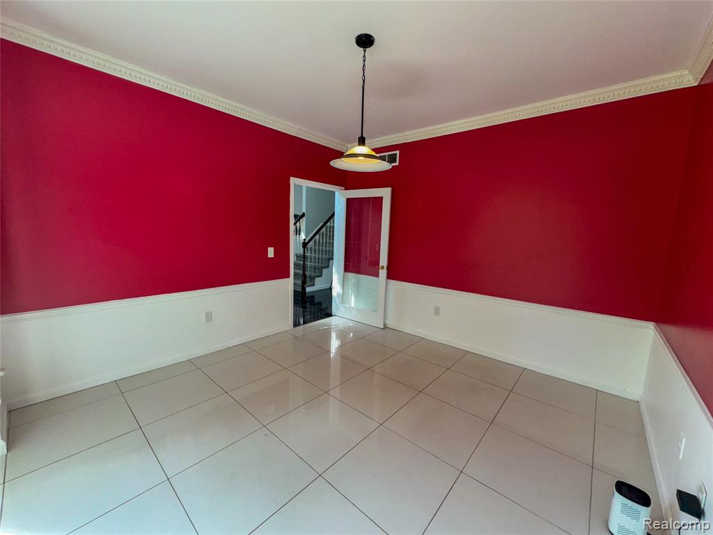 7240 Aaronway Drive, West Bloomfield, MI 48324 — Photo 35