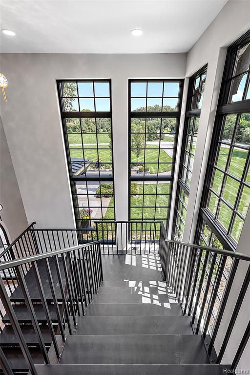 3268 Willis Drive, Oakland, MI, 48306