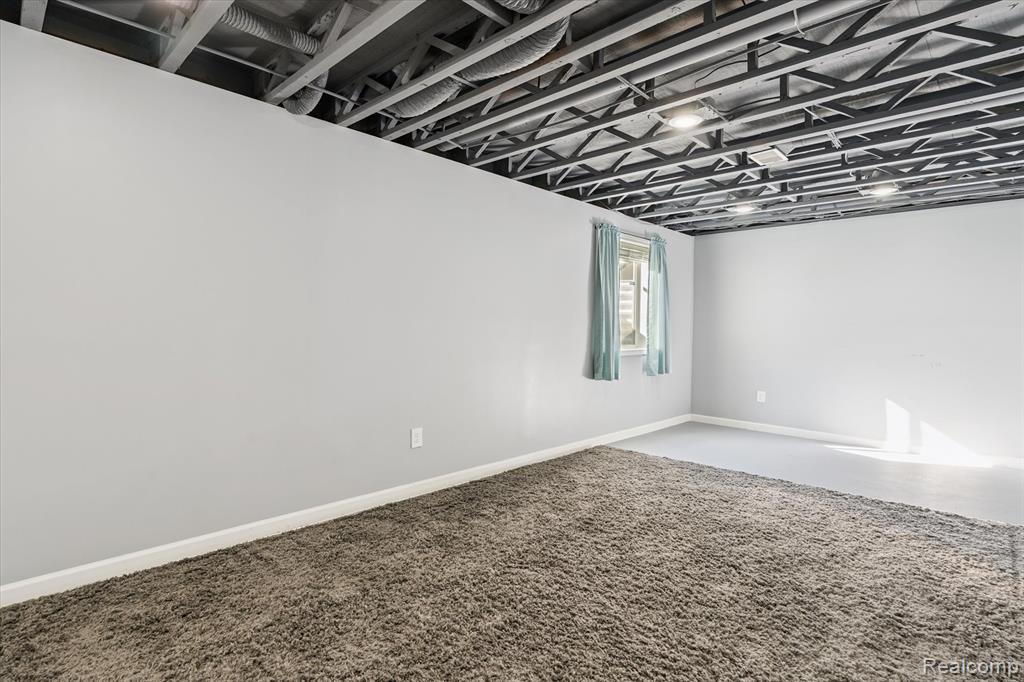7075 Kings Way, Flushing, MI 48433 — Photo 33