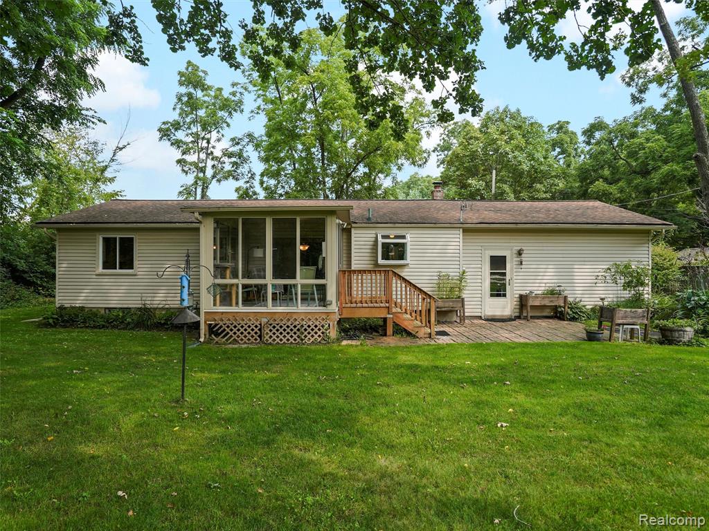46275 W 11 Mile Rd, Novi, MI — Photo 6