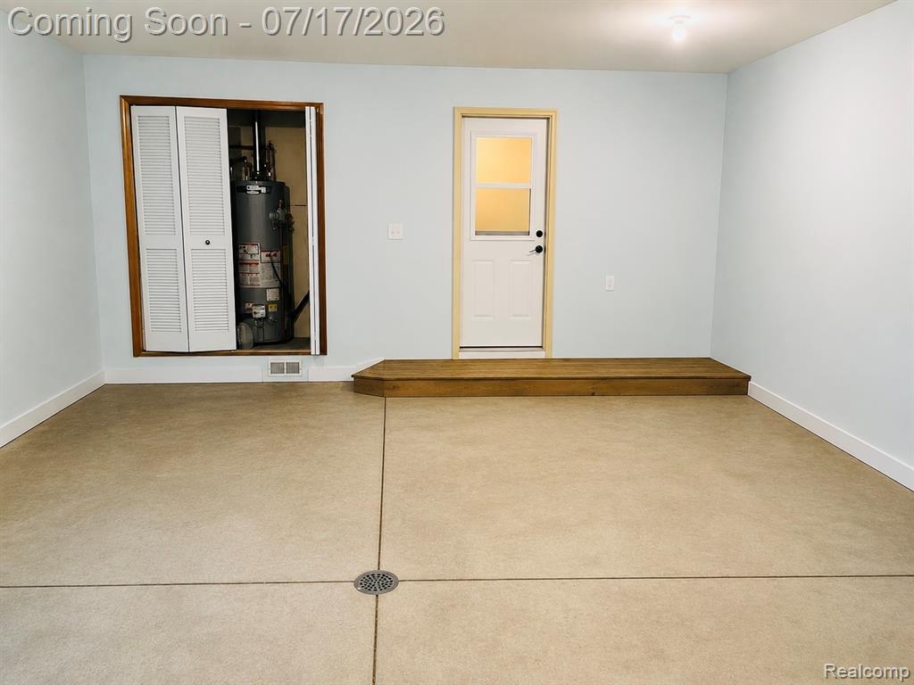810 E Liberty Street, Chesaning, MI 48616 — Photo 37