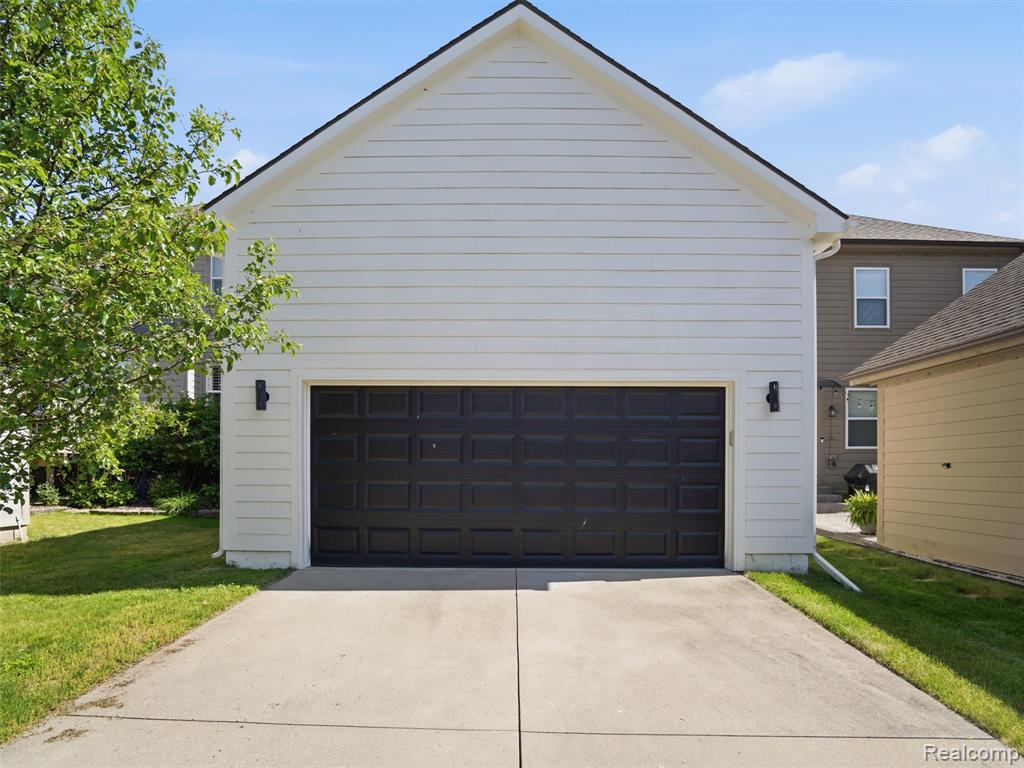3905 Andover Avenue, Auburn Hills, MI 48326 — Photo 21