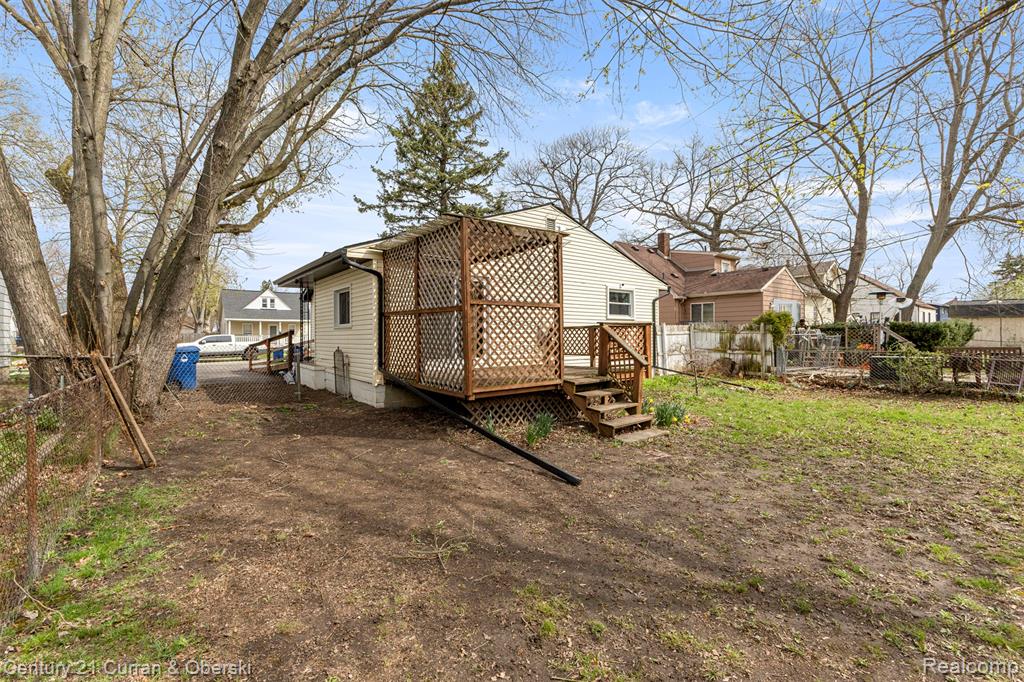 977 Boston Avenue, Waterford, MI 48328 — Photo 23