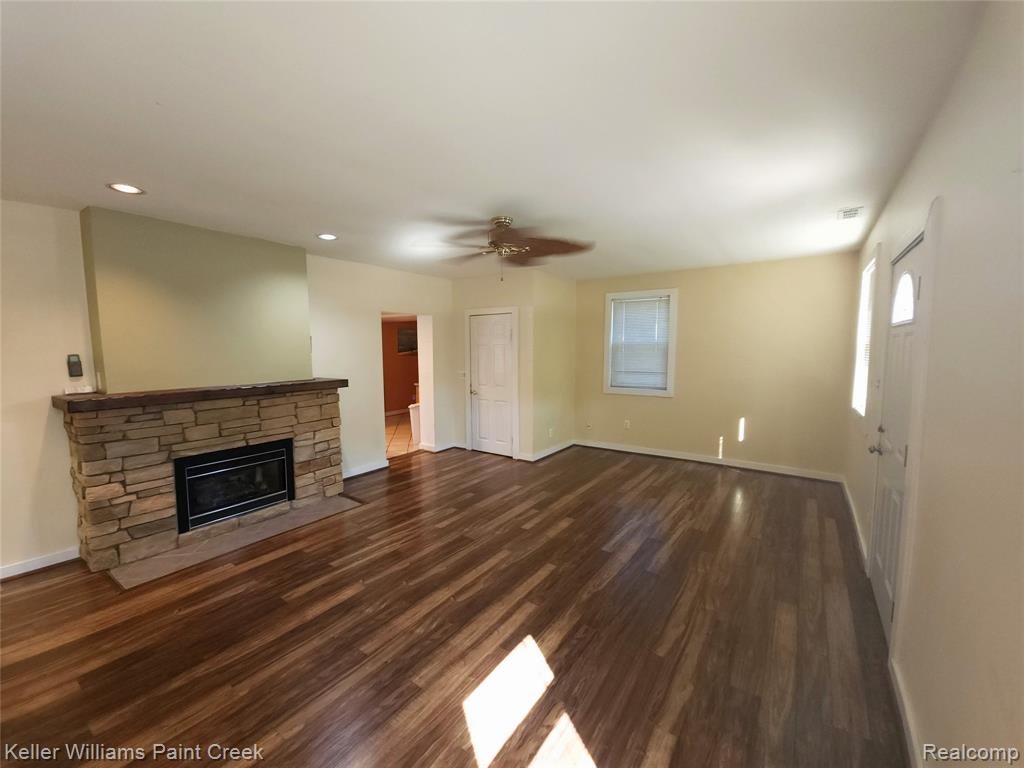 5615 JOHN R Road, Troy, MI 48085 — Photo 8