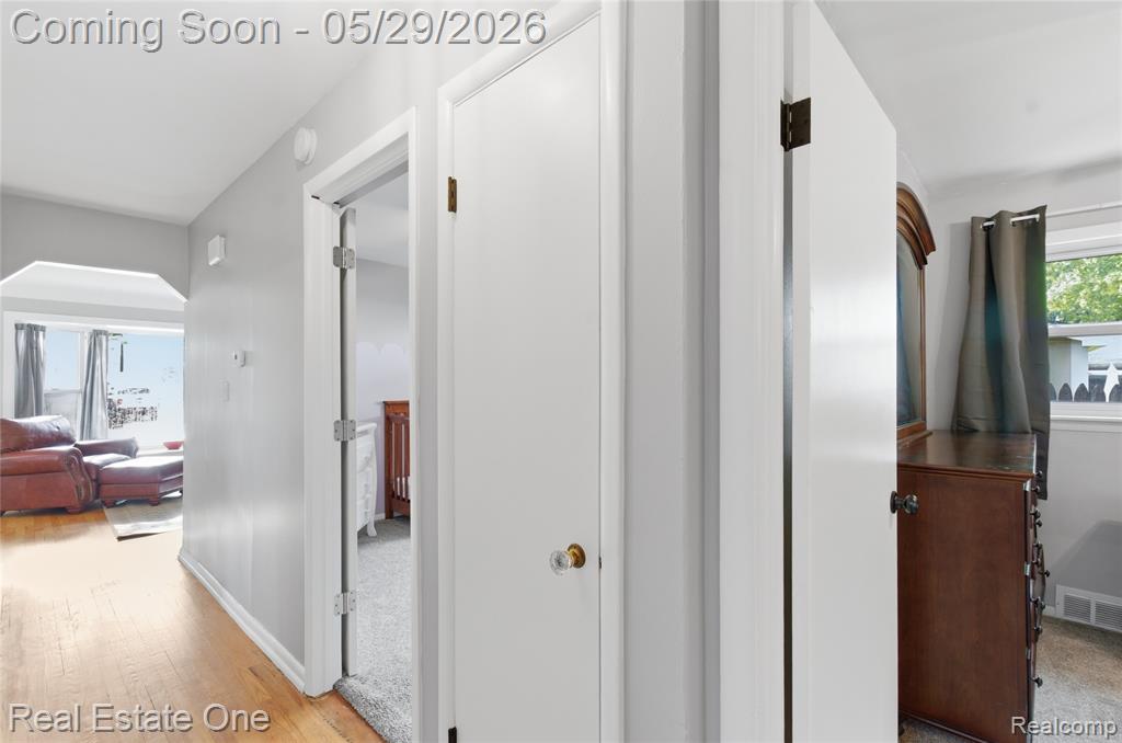 733 S Webik Avenue, Clawson, MI — Photo 22