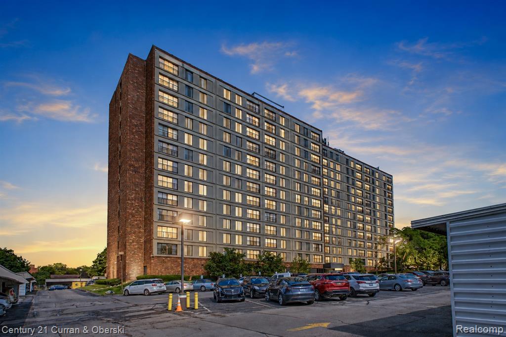 21800 Morley Avenue, 1206, Dearborn, MI 48124