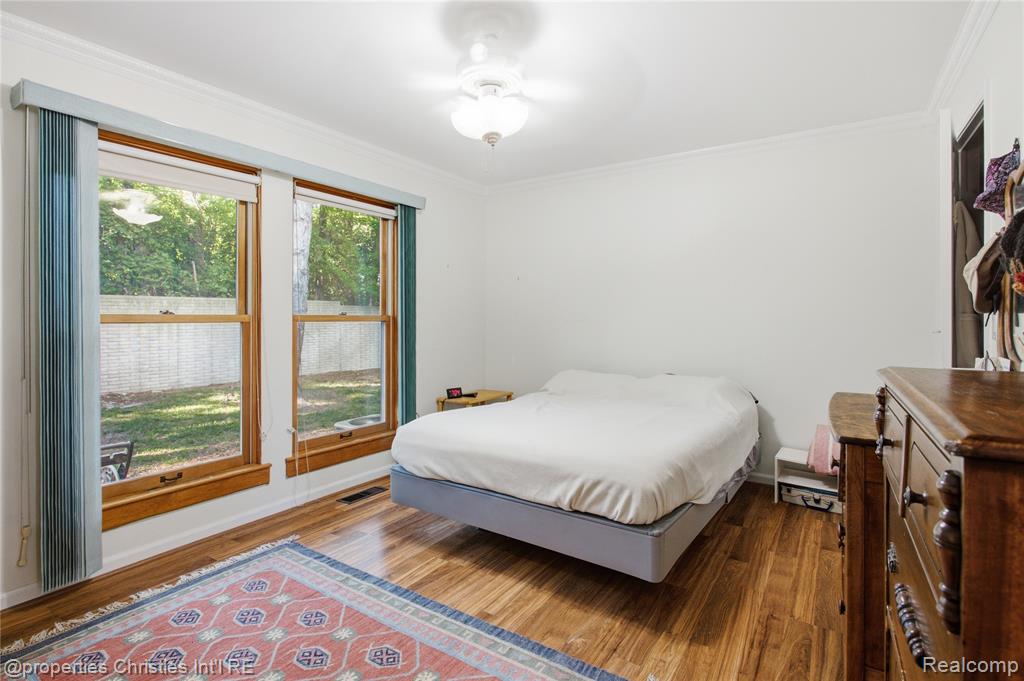 40556 Newport Drive, Plymouth, MI 48170 — Photo 14
