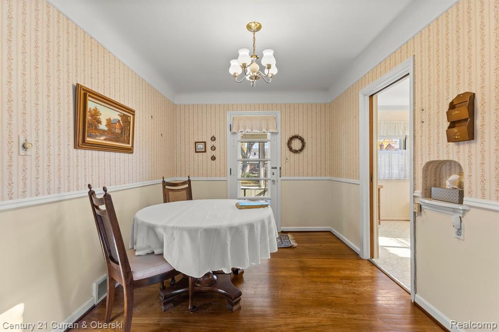 932 N VERNON Street, Dearborn, MI 48128 — Photo 10