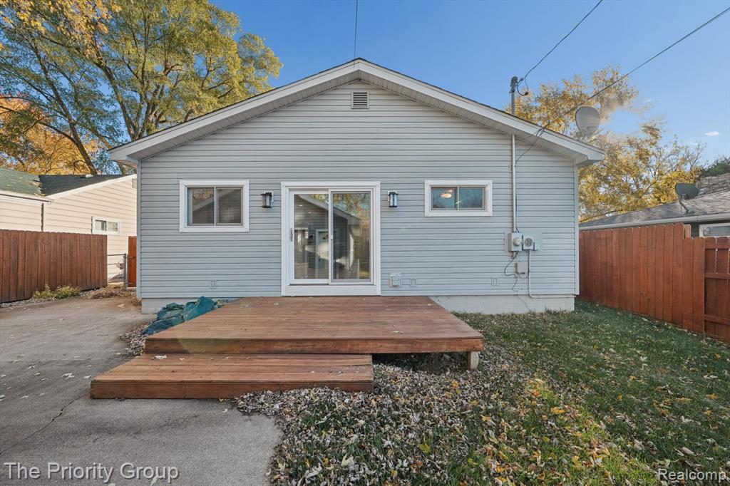 5235 Drayton Road, Clarkston, MI — Photo 42
