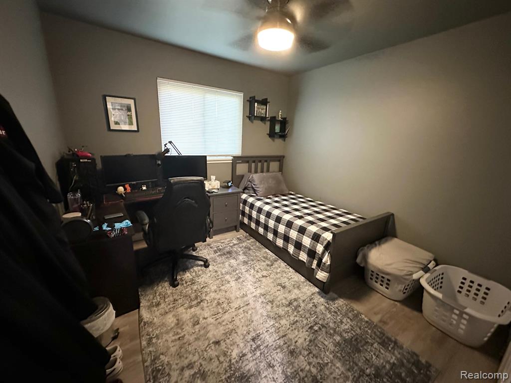 6700 WOONSOCKET Street, Canton, MI 48187 — Photo 19