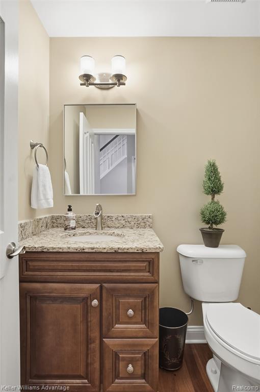 39469 Edgewater Drive, Northville, MI 48168 — Photo 9