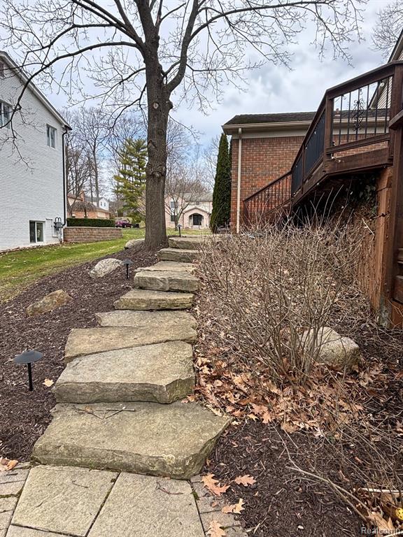 2695 Homewood Drive, Troy, MI 48098 — Photo 40