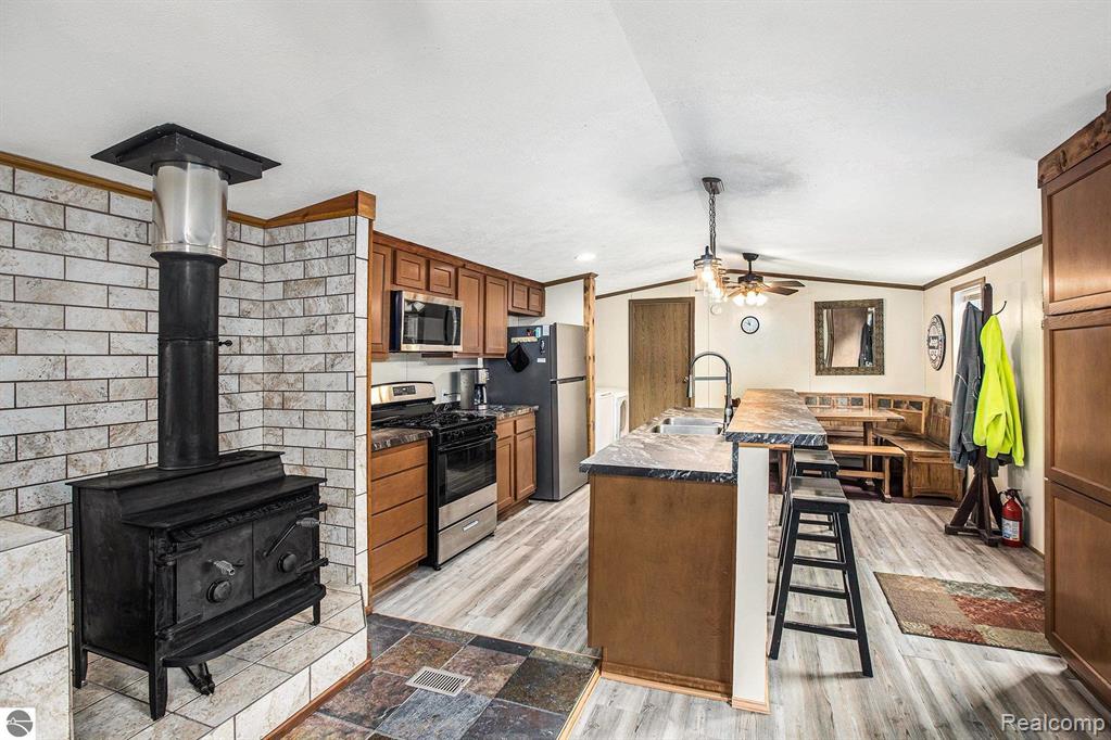 10694 Freeman Road, Mesick, MI 49668 — Photo 3