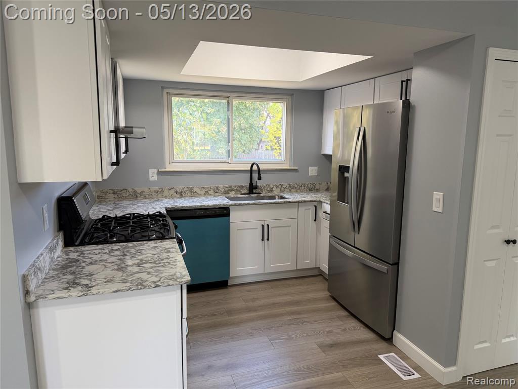 20698 Coachwood Road, Riverview, MI 48193 — Photo 8
