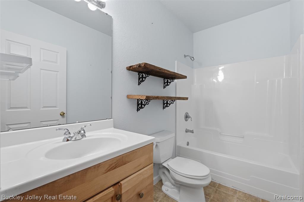 1197 Hudson Drive, Howell, MI 48843 — Photo 27