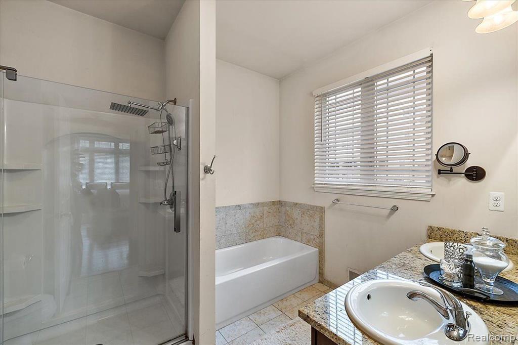 3926 Aretha Ave, Detroit, MI 48201 — Photo 13