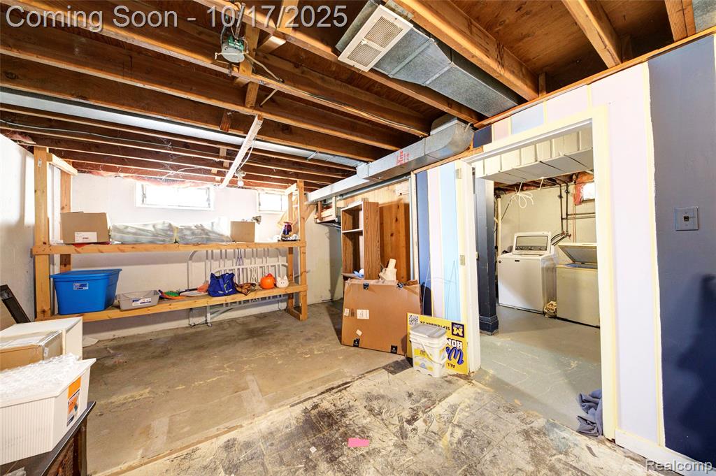 838 Westwood Drive, Fenton, MI 48430 — Photo 19