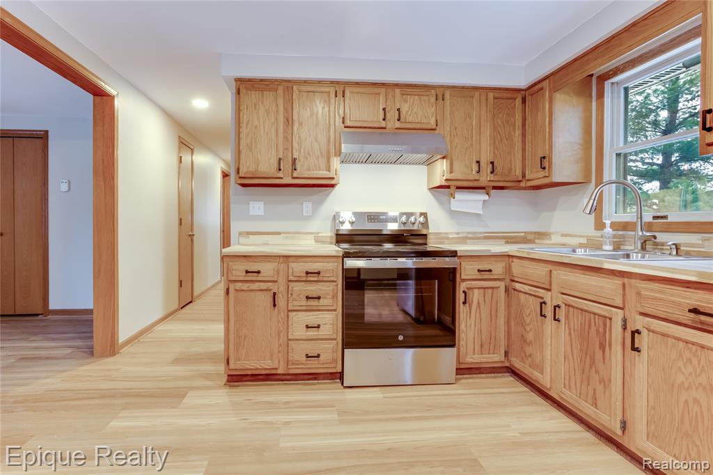 12810 Bryce Road, Emmett, MI 48022 — Photo 5
