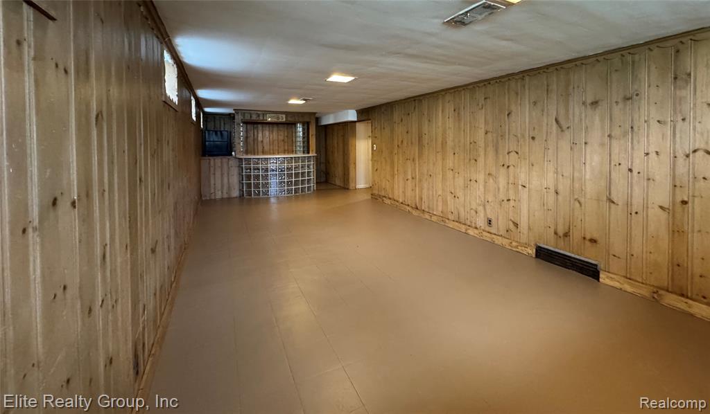 19677 Roslyn Road, Detroit, MI 48221 — Photo 20