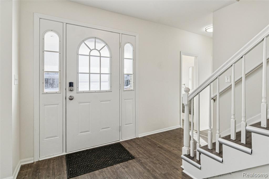 39735 Bonnie Court, Clinton Twp, MI 48038 — Photo 2