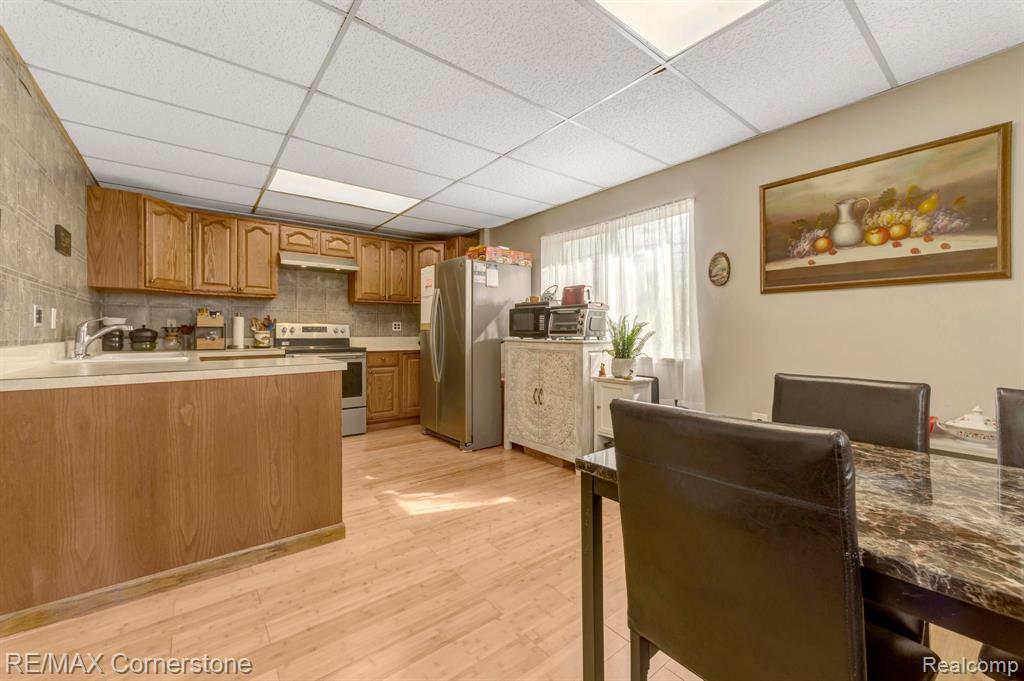 7018 BISON Street, Westland, MI — Photo 9